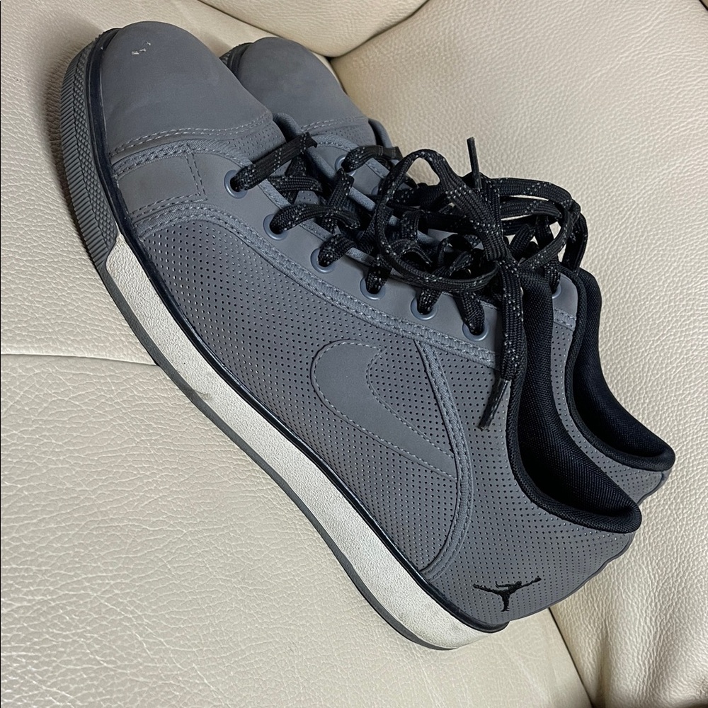 Jordan Men's Black and Gray Sneakers Sky High
